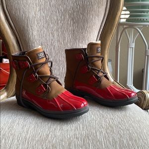 Ugg waterproof ankle boot